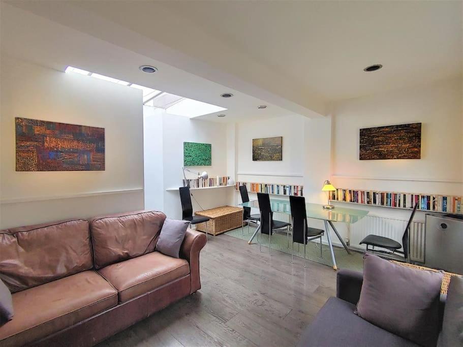 Stylish Apartment Near Carnaby Street, Sleeps 4. Londres Exterior foto