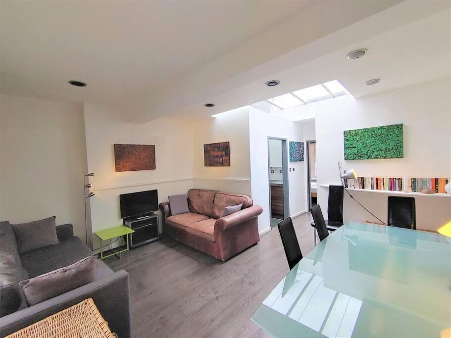 Stylish Apartment Near Carnaby Street, Sleeps 4. Londres Exterior foto